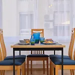 Bacci Central 2-Bedroom Apartment By Litto